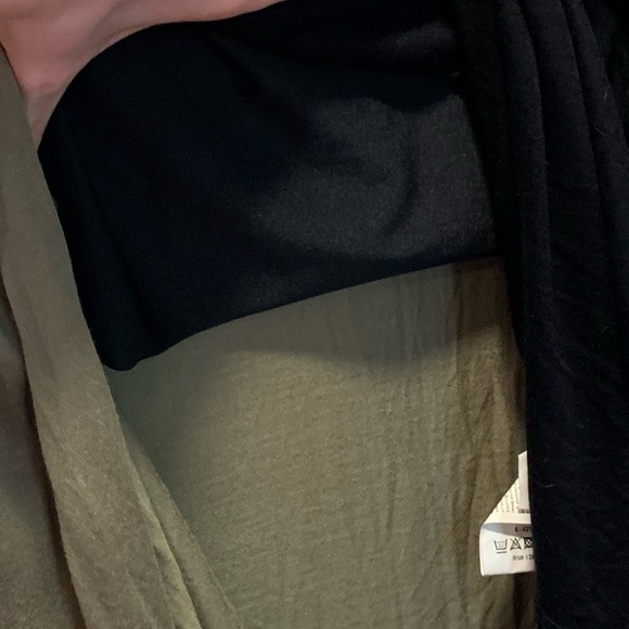 Venus. Medium. Army green and black with faux leather waste. Asymmetrical skirt. - Picture 5 of 9